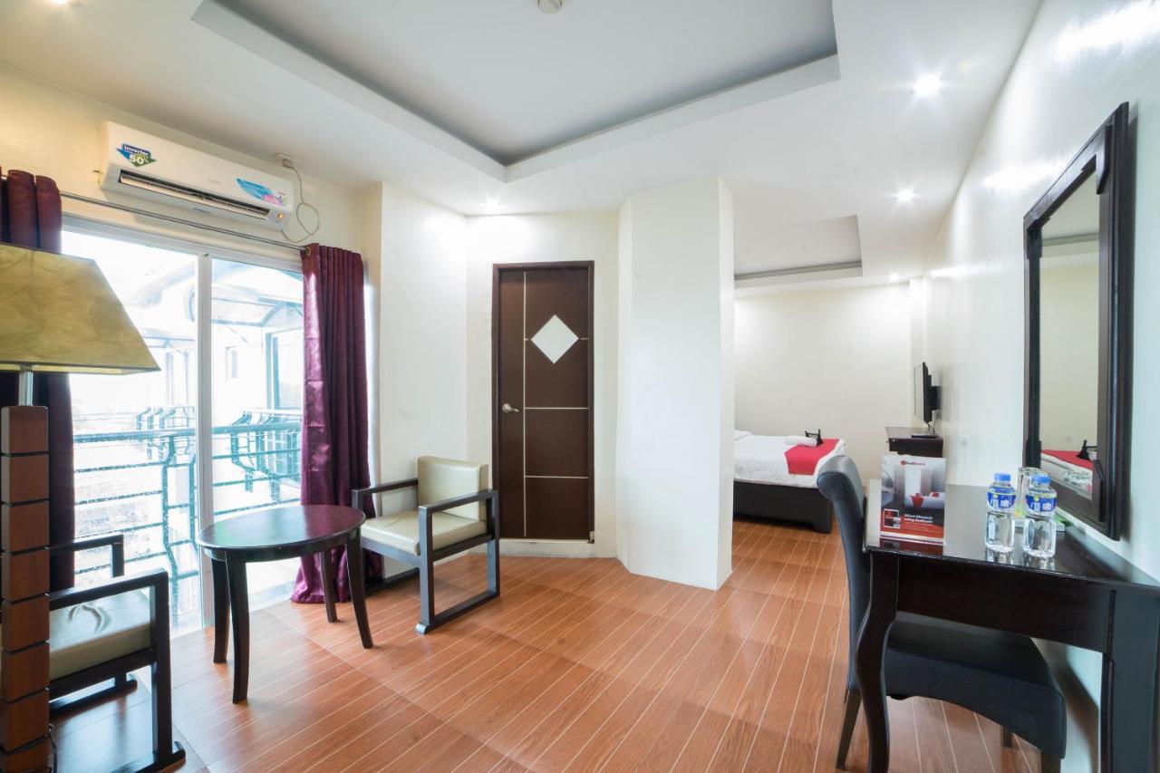RedDoorz Plus @ Balibago Angeles City Exterior foto