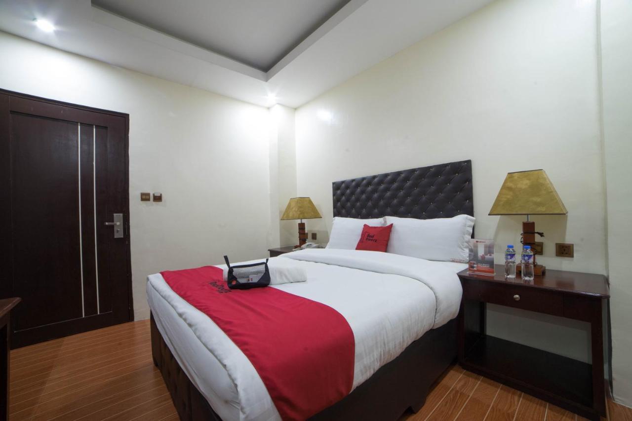 RedDoorz Plus @ Balibago Angeles City Exterior foto